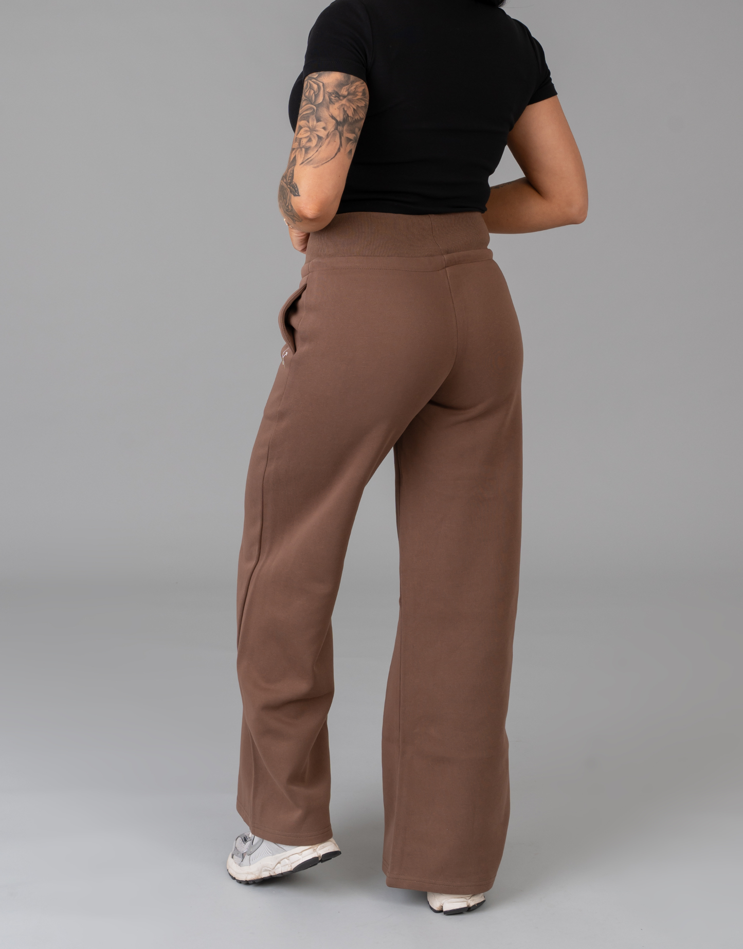 Wide Leg Joggers - Mocha