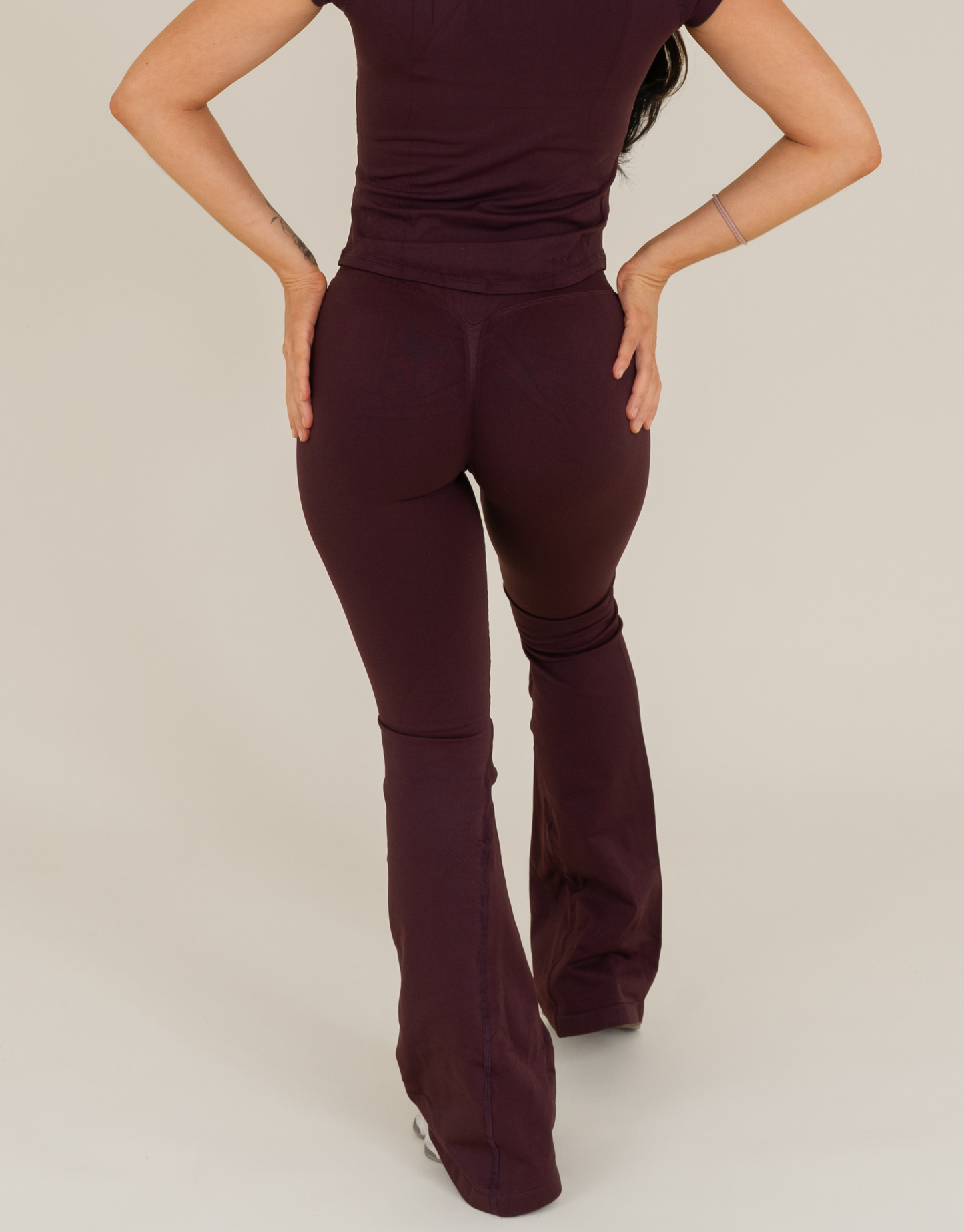 Seamless Sculpt Cropped Top - Deep Plum