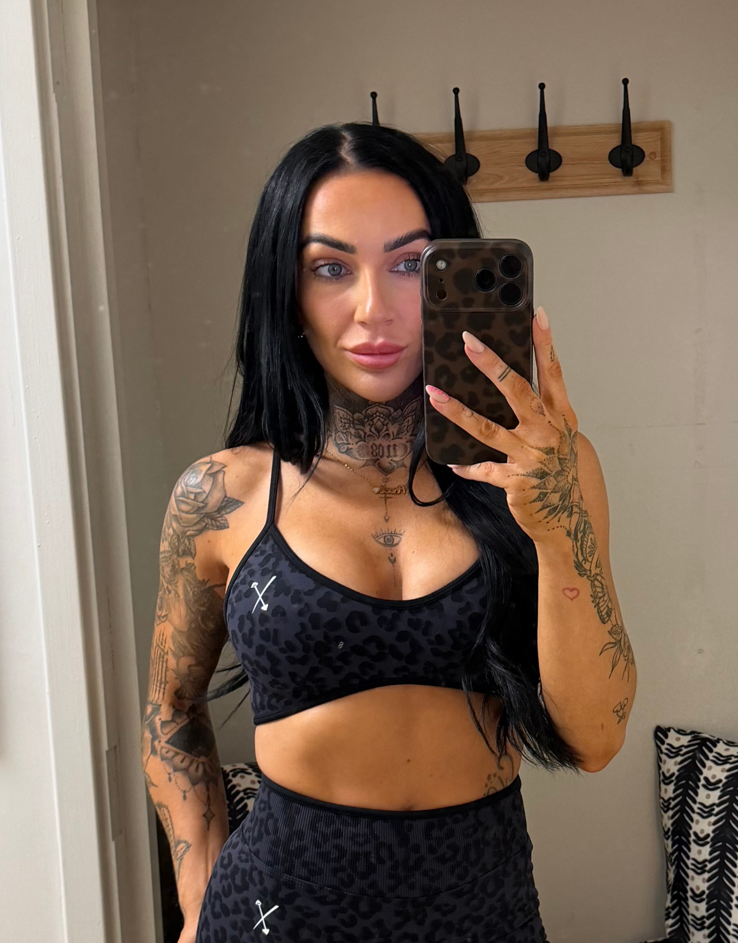 Compression Sports Bra - Black Leopard Print