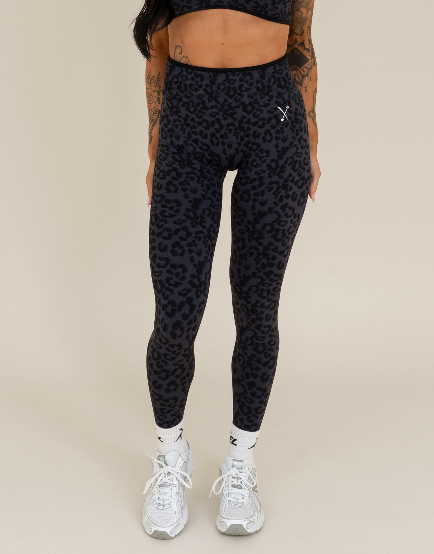 Compression Leggings - Black Leopard