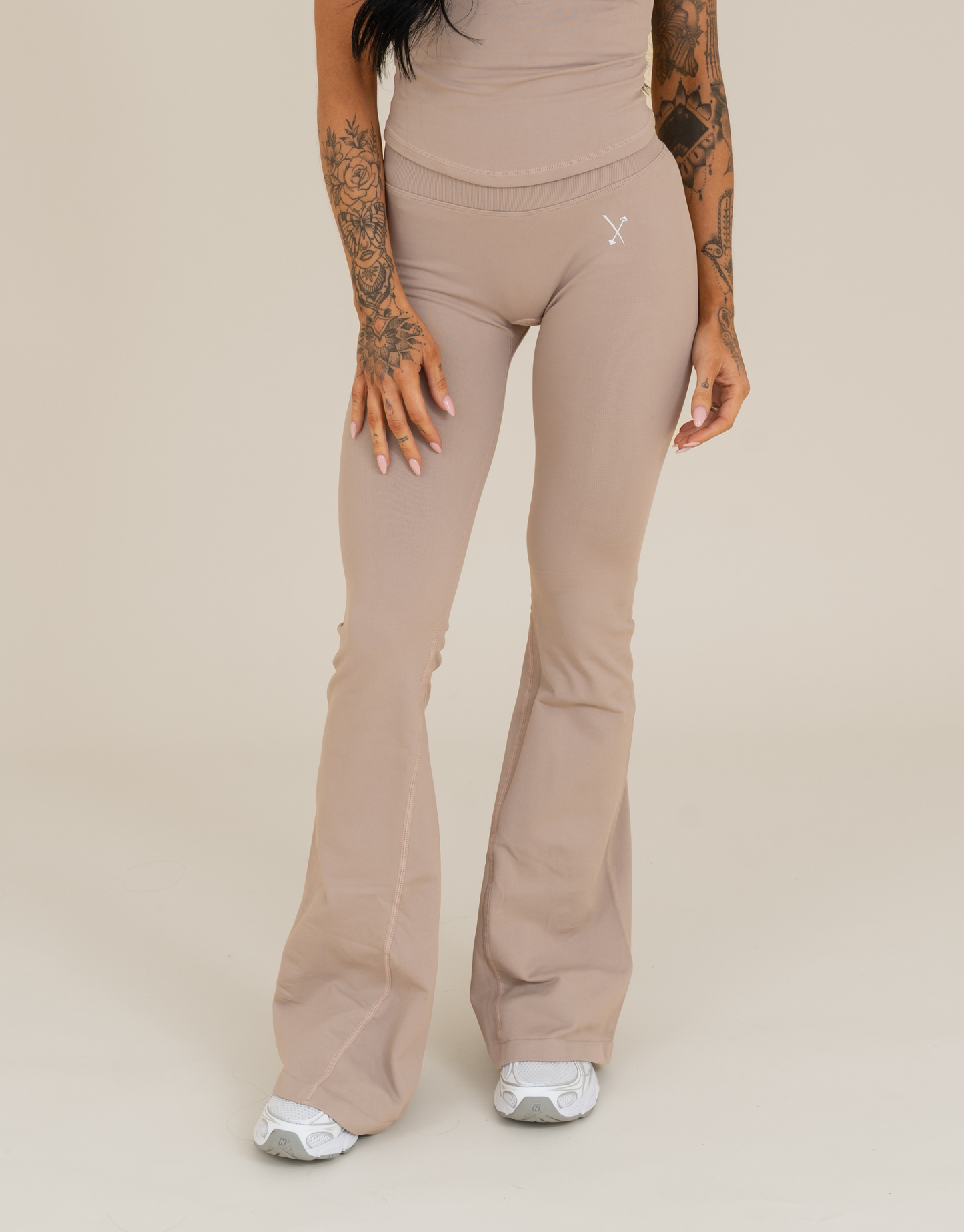 Seamless Sculpt Cropped Top - Beige
