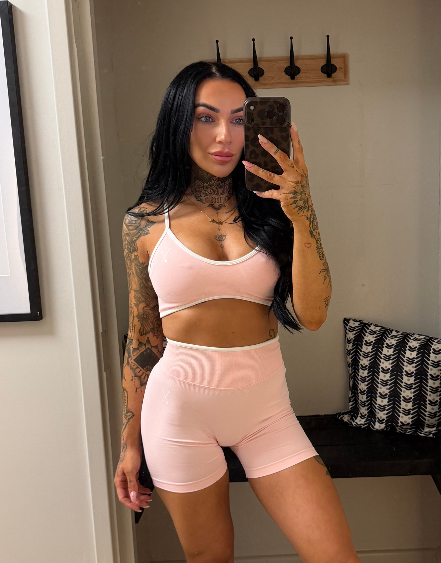 Compression Sports Bra - Baby Pink
