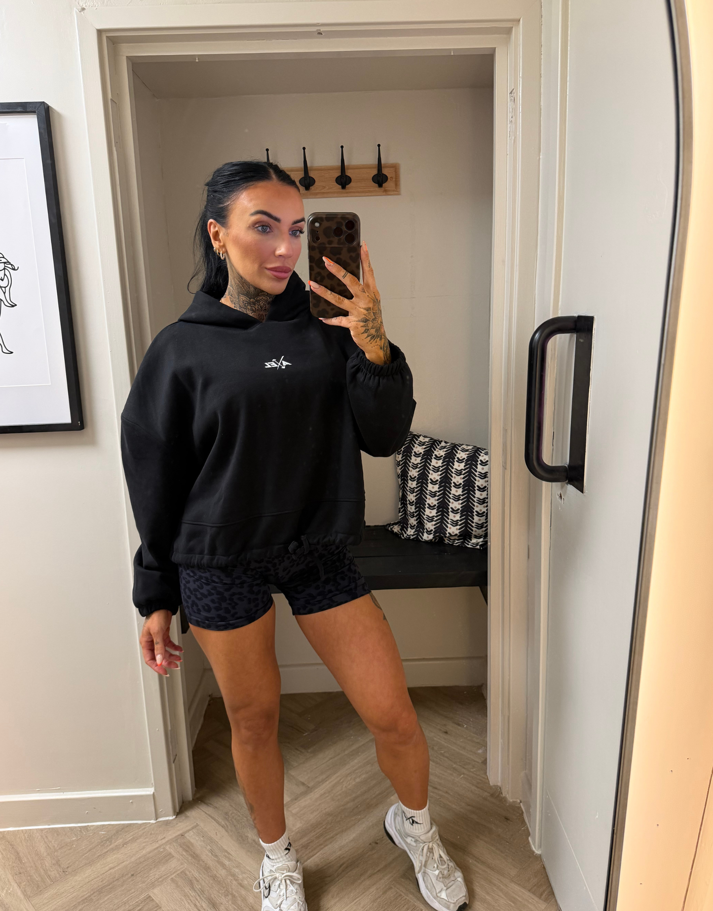 Classic Cropped Hoodie - Black